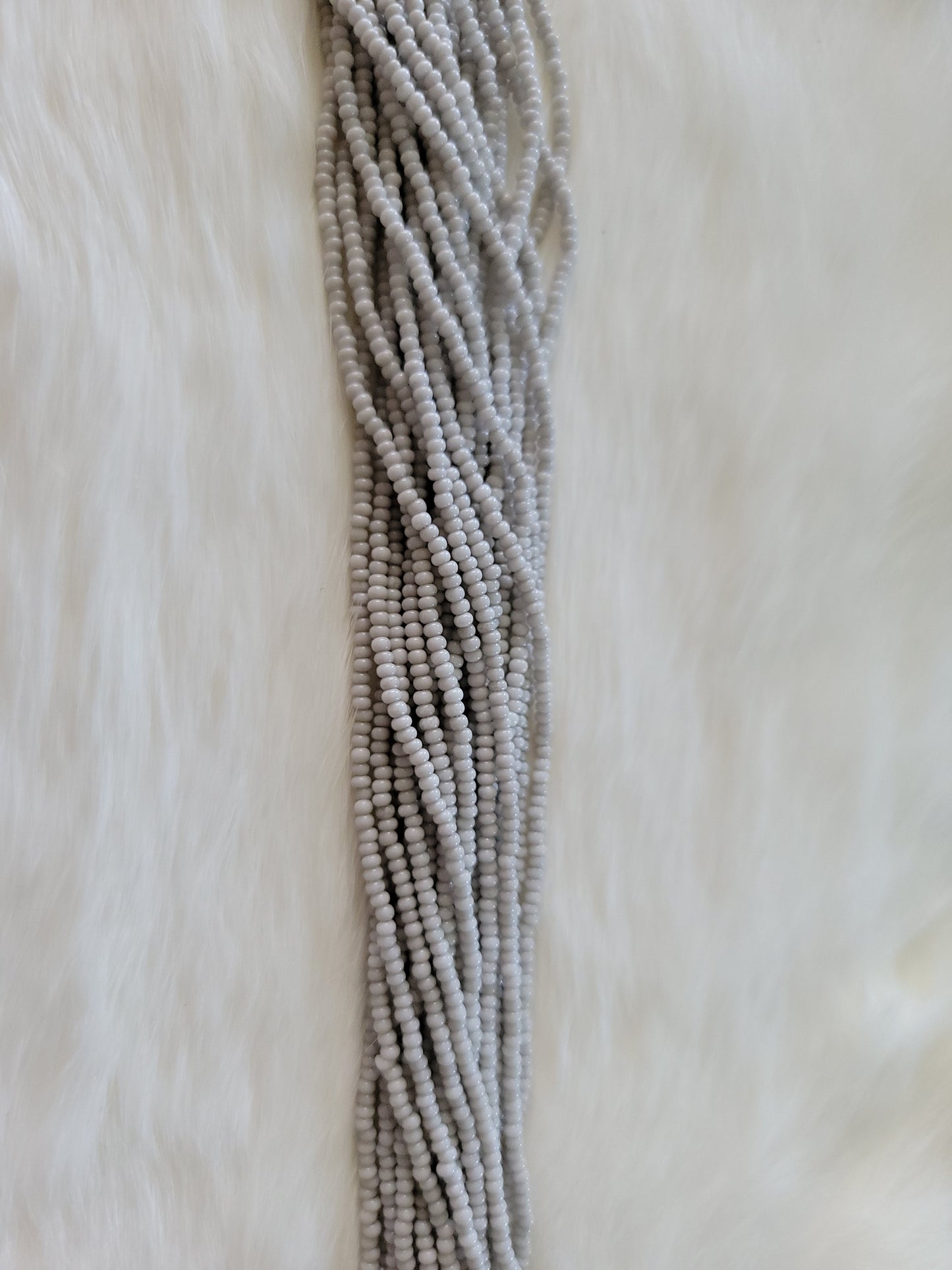 Czech Beads - 11/0 - Solgel Chalk Grey