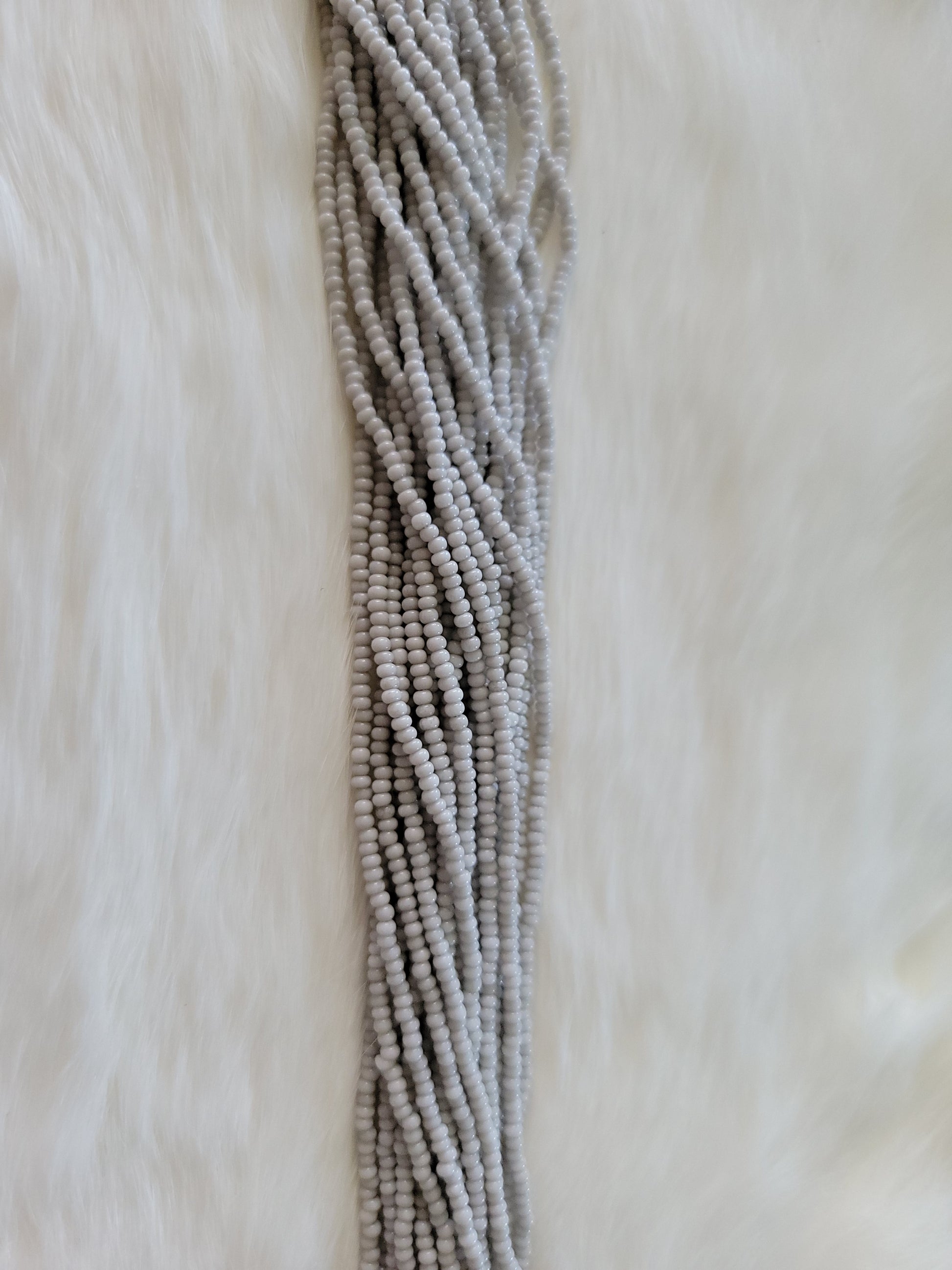 Czech Beads - 11/0 - Solgel Chalk Grey