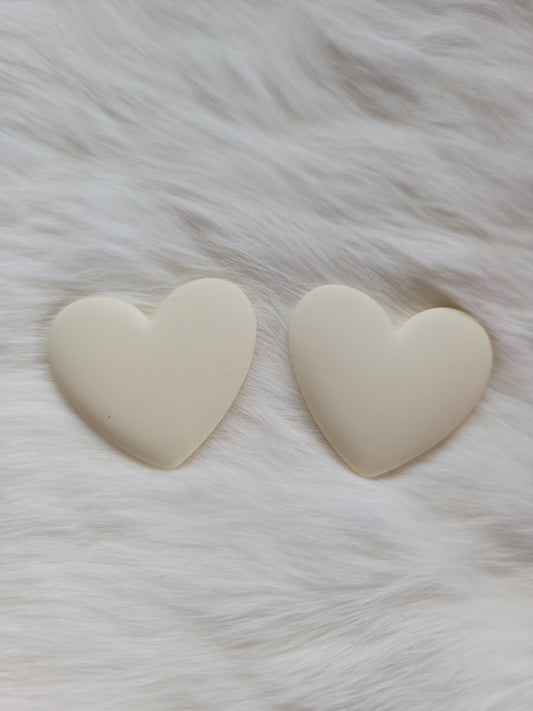 Large resin hearts