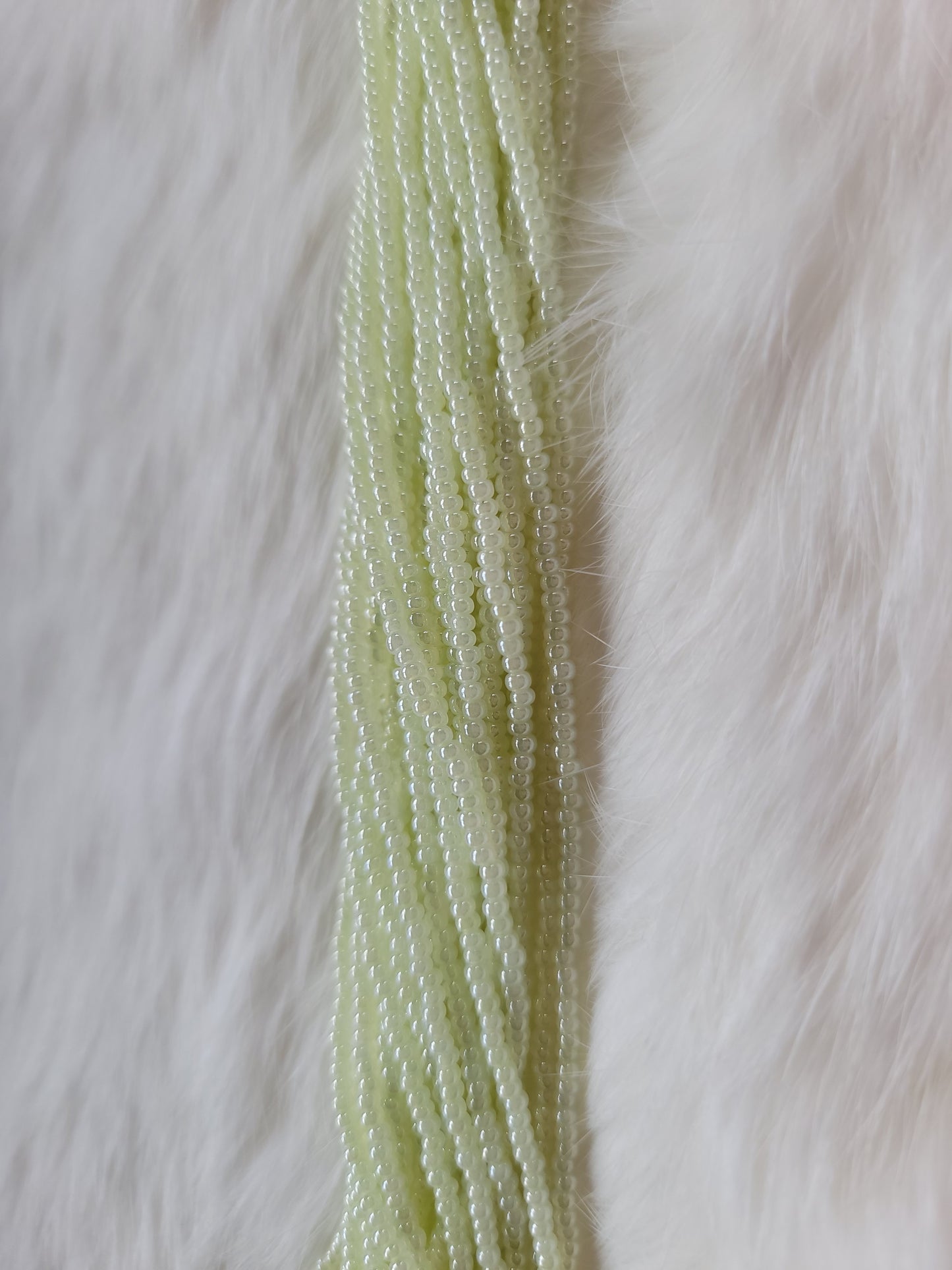 Czech Beads - 11/0 - Pearlized Green